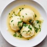 Kartoffelklöße mit Sauce Gemüse