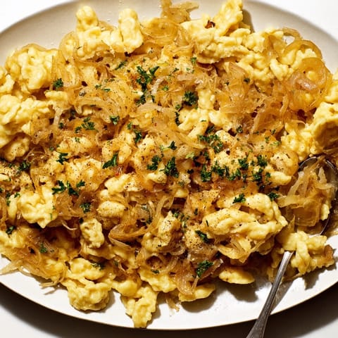 Spaetzle mit karamellisierten Zwiebeln