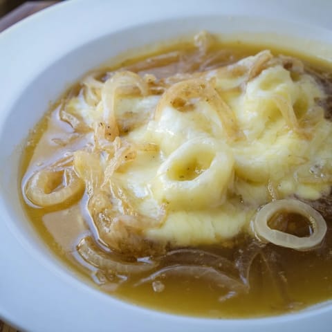 Deutsche Käse Zwiebel Bier